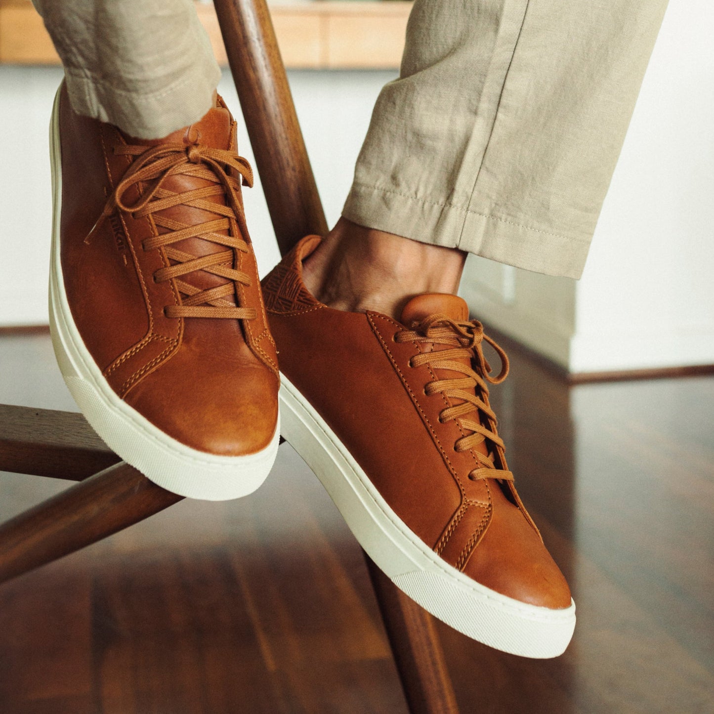 Kou Lace Up  -  Fox / Fox