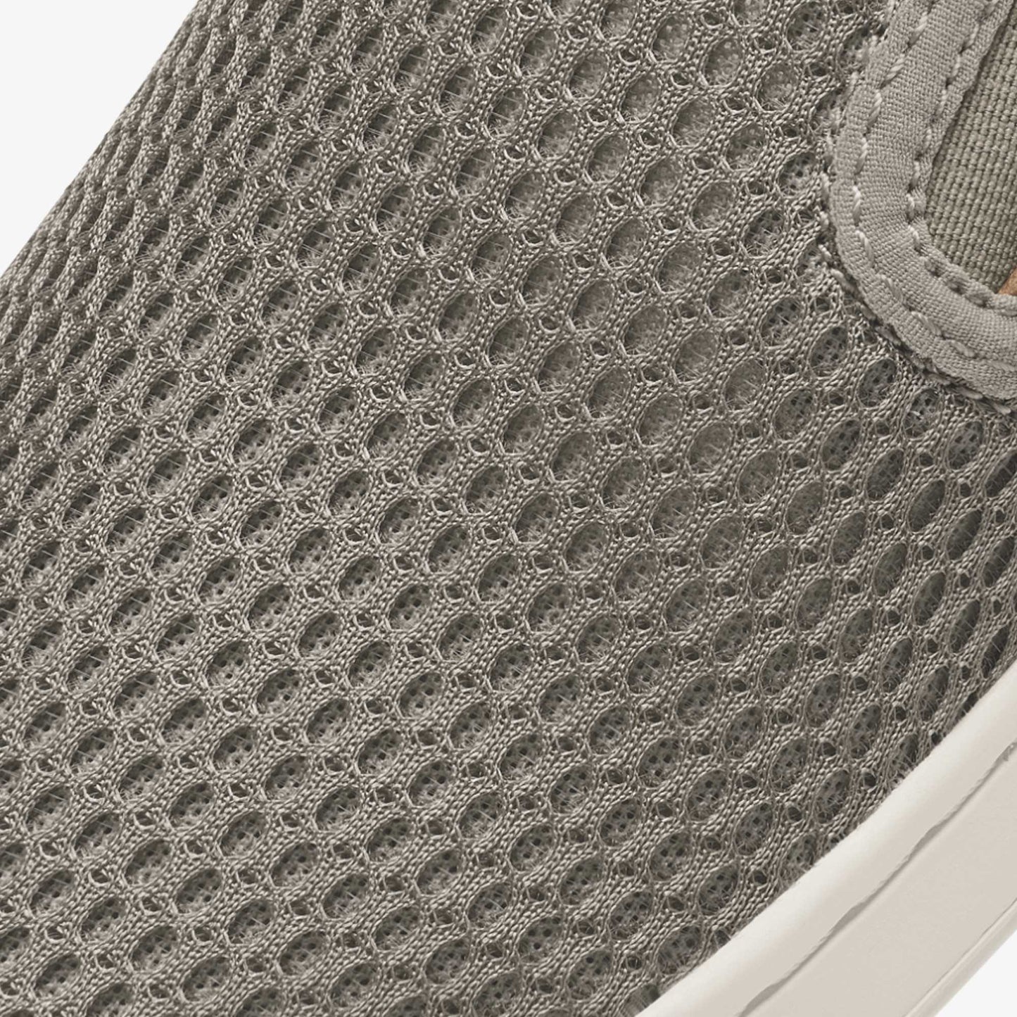 Pehuea  -  Taupe Grey / Taupe Grey