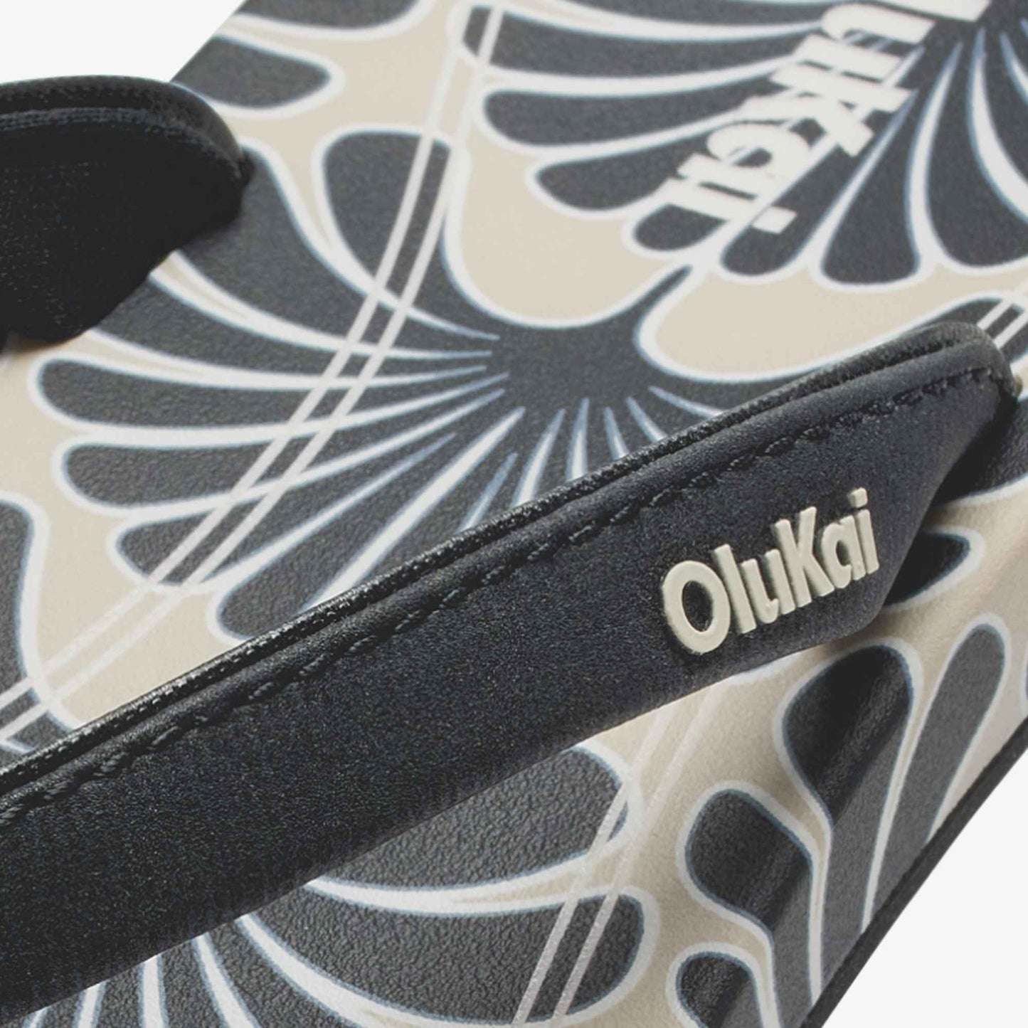 'Uiki  -  Black / Pa'i