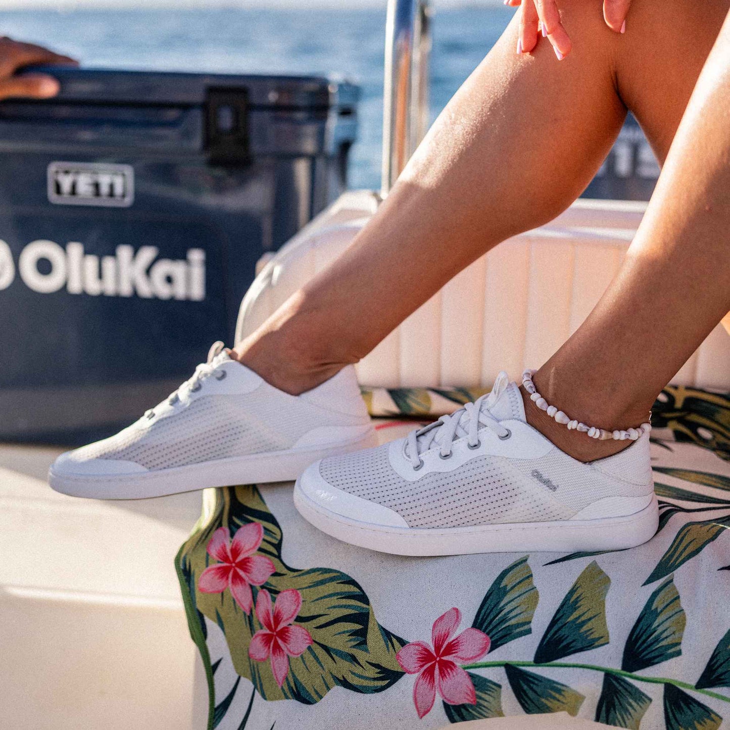 Kahakai  -  Bright White / Bright White